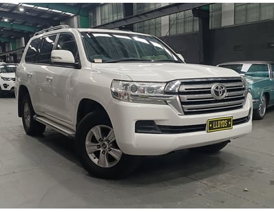 2017 Toyota LandCruiser 200 URJ202R GXL

Year: 2...
