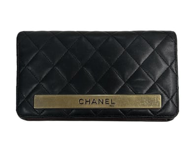 Luxury Pawnbroker Christmas Sale PART 2 (A984) - Lot 319