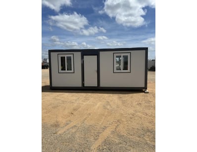 UNUSED Workshop & Containers (ON4428) - Lot 3