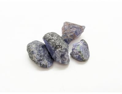 47CT ROUGH TANZANITE

655266+91


