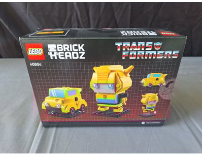 **UNRESERVED** LIFETIME COLLECTION OF LEGO PART... - Lot 336