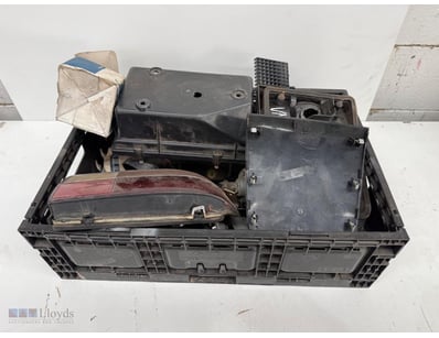 Comprehensive automotive parts lot comprising genu...
