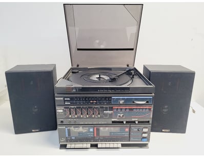 The Curio Collection (A1000) - Lot 2835