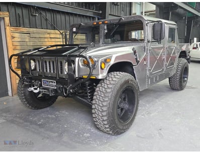 <b>1987 AM General Humvee H1 - Silver - 28,378 Mil...
