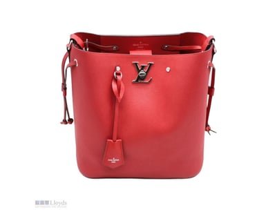 LOUIS VUITTON RED LOCKME BUCKET BAG

Exterior Mate...