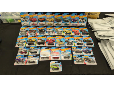 36X ASSORTED HOT WHEELS CARS INCLUDING '71 EL CAMI...