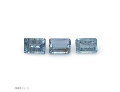 2.93CT TSW X 3, NATURAL BERYL AQUAMARINES     

Em...