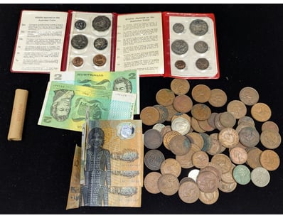 UNRESERVED Banknotes & Coins (A989) - Lot 26