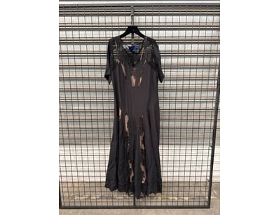 Boutique Clothing Liquidation (ON11818) - Lot 94