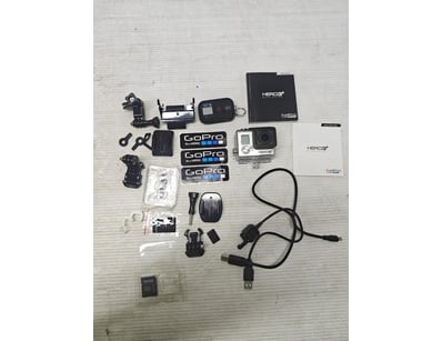 Gadgets, Music & Pastimes (SAA1006) - Lot 4014