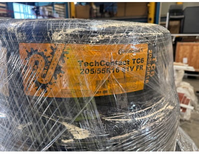 Pallet of tyres 

Note: sold as lot

