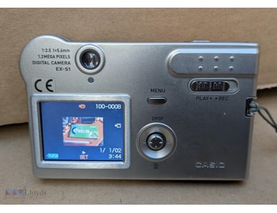 Lloyds Casio Exilim Ex-S1 Slim Digital Camera 1.24...