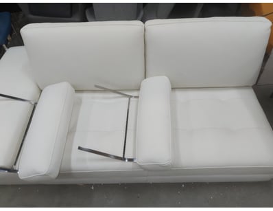 House & Homewares (A1004) - Lot 2828