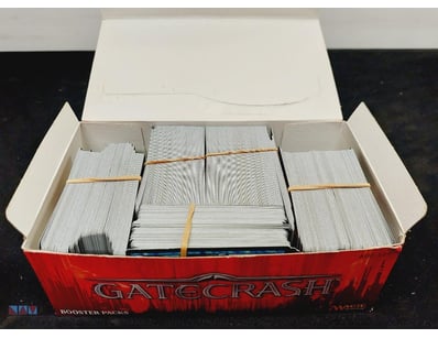 BULK LOT HOLDS A LARGE COLLECTION OF MAGIC: THE GA...