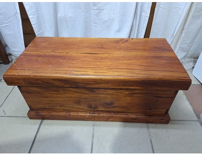 House & Homewares (A91000) - Lot 1900