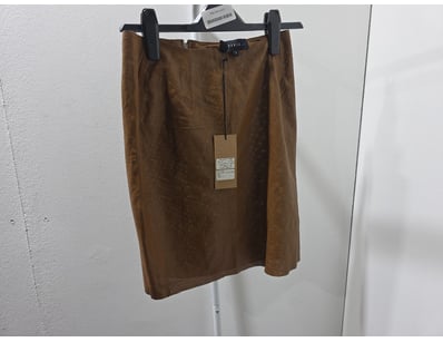 $1.2 Million Designer Fashion Retailer Liquidat... - Lot 249