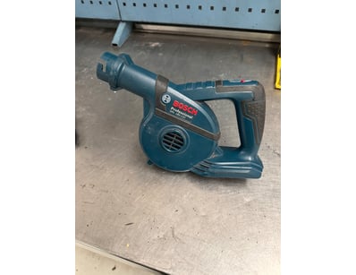 Dream Racing Team Workshop Closure (VICA1000) - Lot 47