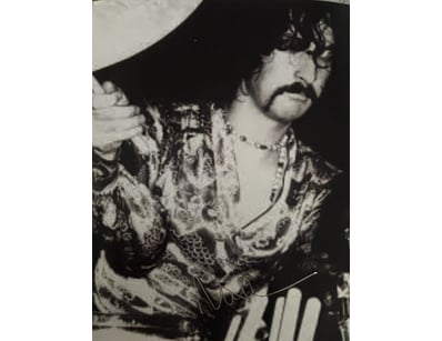 Mancave & Memorabilia (A1005) - Lot 1060