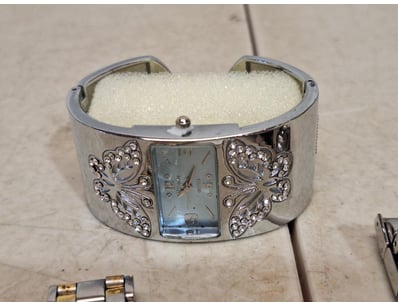 The Curio Collection (A996) - Lot 2022