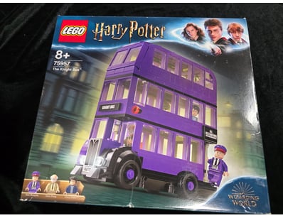 **UNRESERVED** COOKIE'S LIFETIME COLLECTION OF ... - Lot 512