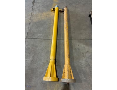 Caterpillar Steel Fixed Mast Bulk LOT

Description...