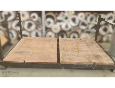 Stillage. 2.4M X 1.4 X 0.9M