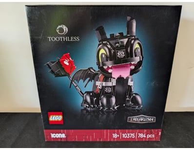 **UNRESERVED** COOKIE'S LIFETIME COLLECTION OF ... - Lot 580