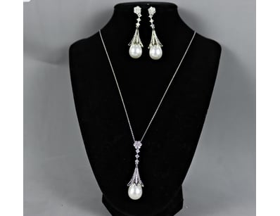 UNRESERVED Affordable Jewellery (A1000) - Lot 272