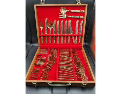 ORNATE GOLD-PLATED FLATWARE SERVICE SET IN WOODEN ...