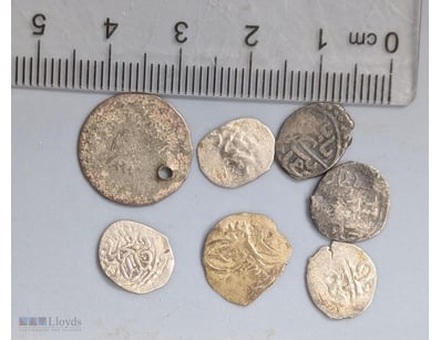 COIN COLLECTION OF 7 OLD OTTOMAN SILVER COINS

Coi...