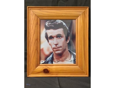 AUTOGRAPHED PHOTOGRAPH OF HENRY WINKLER.

Item Siz...