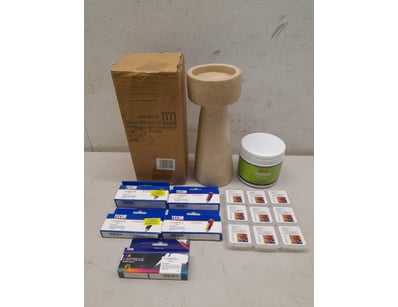 Unclaimed Freight (GCA984) - Lot 2774