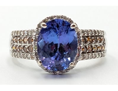 14CT WHITE GOLD OVAL BRILLIANT TANZANITE AND DIAMO...