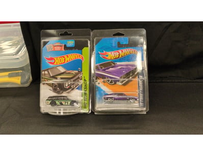 HOT WHEELS DIECAST VEHICLES - '71 DATSUN BLUEBIRD ...