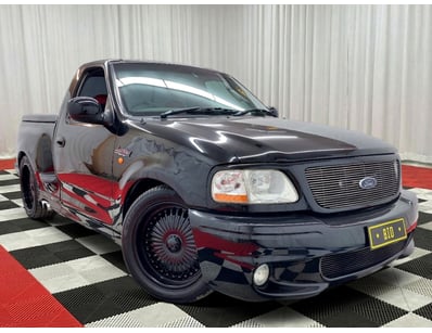 <b>2004 Ford F150 Single Cab Utility - Black - 176...