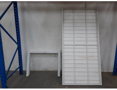 Table, Timber Style, White Finish

Dimensions Ap...