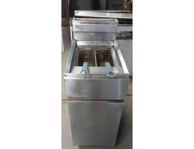 Fostri commercial deep fryer, model FF18 (Moffat L...