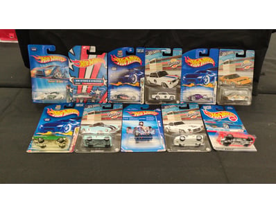 11X ASSORTED HOT WHEELS CARS INCLUDING 1955 CORVET...