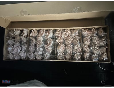 Bulk lot of artificial silk roses in peach/blush t...
