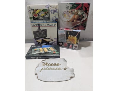 Vintage like kitchen appliance and entertaining co...
