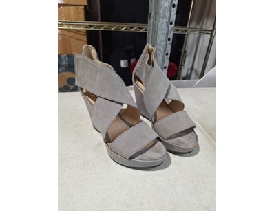 D.CO Copenhagen Heels, Size 37, Grey Finish

