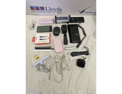 UNRESERVED Airport - Lost Property Part 2 (A984) - Lot 41