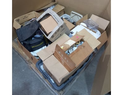 Home Entertainment, Audio & Computers (SA989) - Lot 4658