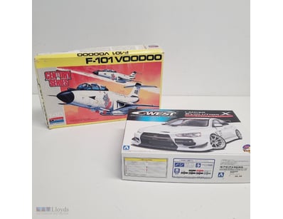 VINTAGE MODEL KIT COLLECTION - F-101 VOODOO FIGHTE...