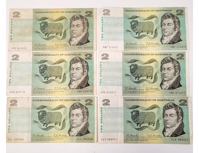 AUSTRALIAN $2 BANKNOTES , R82 (F) 

CV : $33 EAC...