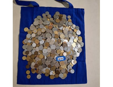 Banknotes & Coins (A985) - Lot 4022