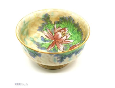 1940'S ROYAL DOULTON BOWL "WATER LILY",      

In ...