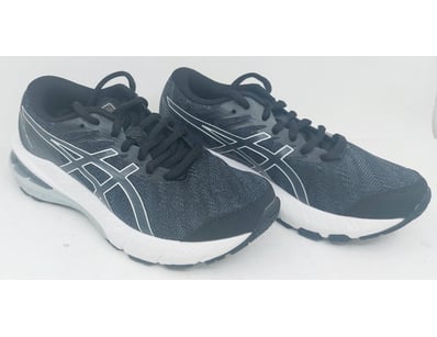 Major Brand Apparel & Footwear Liquidation Even... - Lot 344