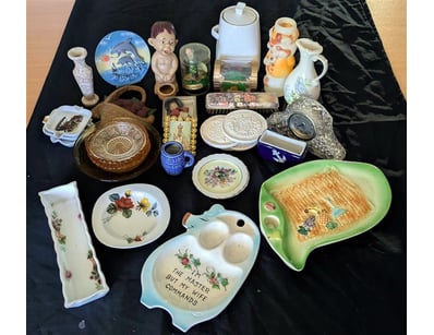 The Curio Collection (A1000) - Lot 1807