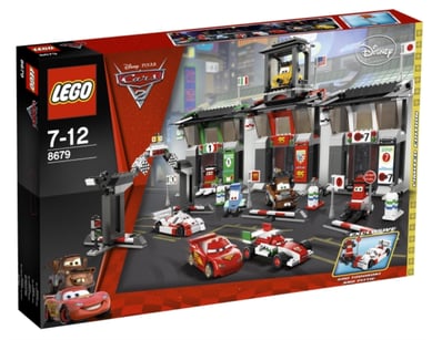 **UNRESERVED** LIFETIME COLLECTION OF LEGO PART... - Lot 229